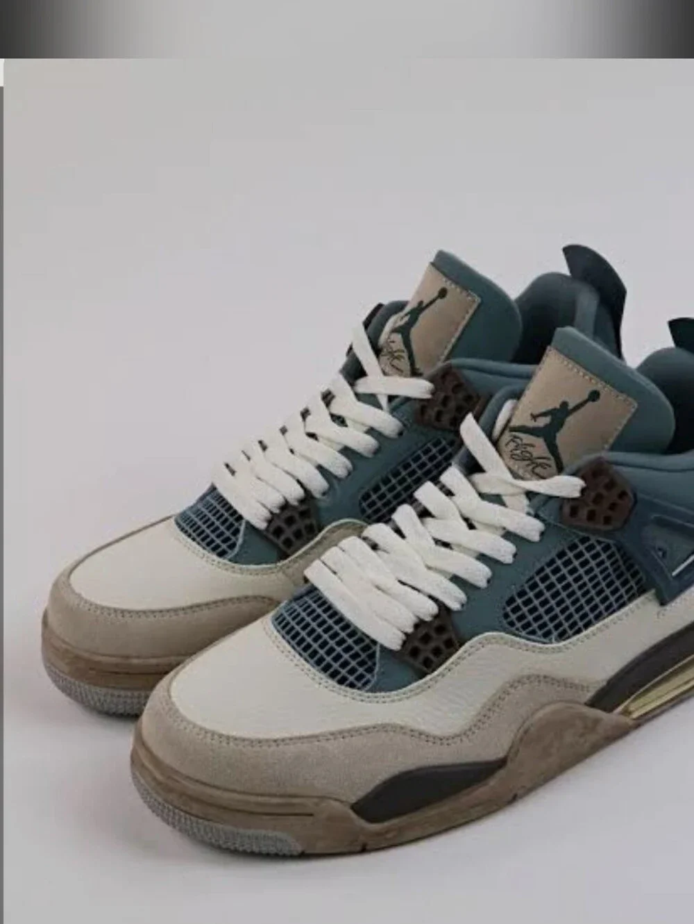 Jordan FIRE! NIB! Pokemon Air Jordan 4 